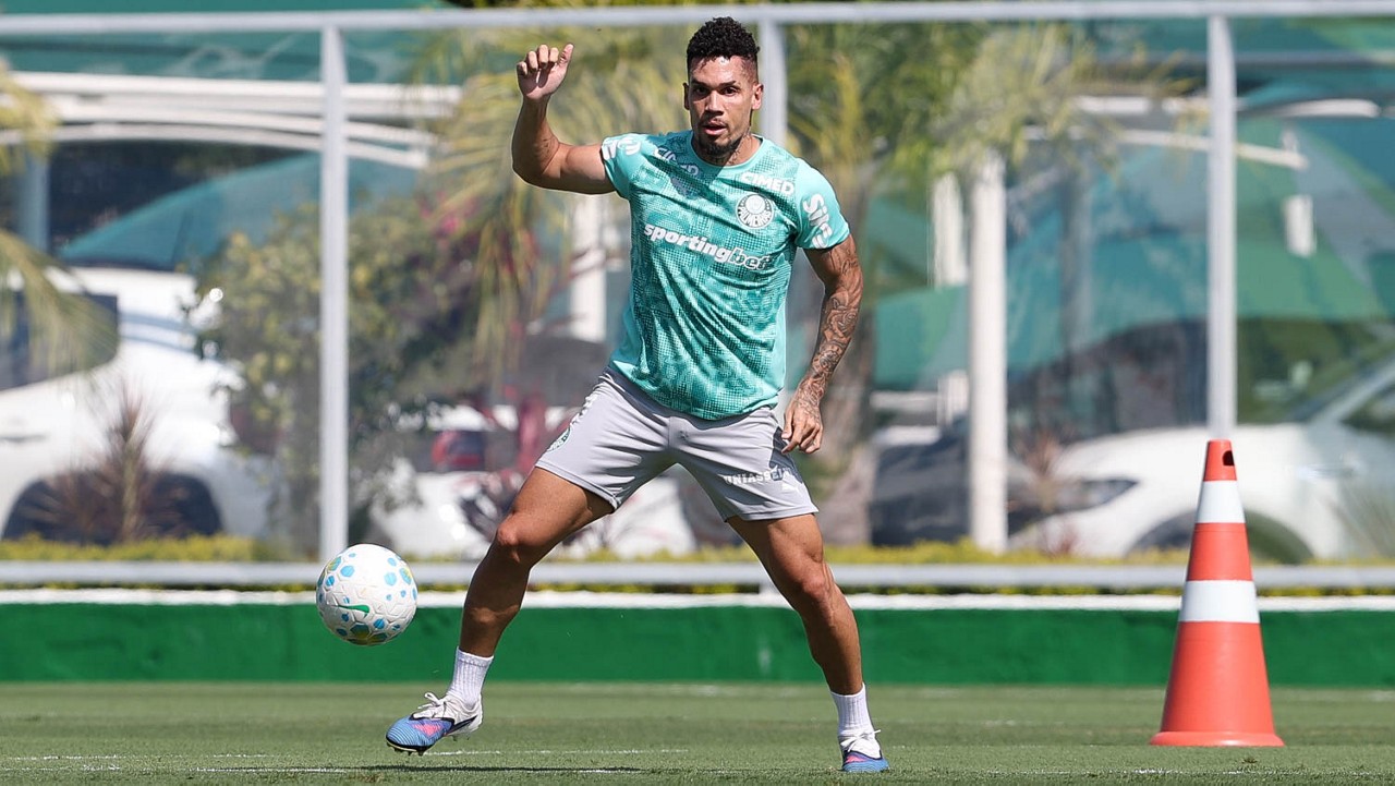 Paulinho e o retorno aos gramados: entenda a estratégia do Palmeiras