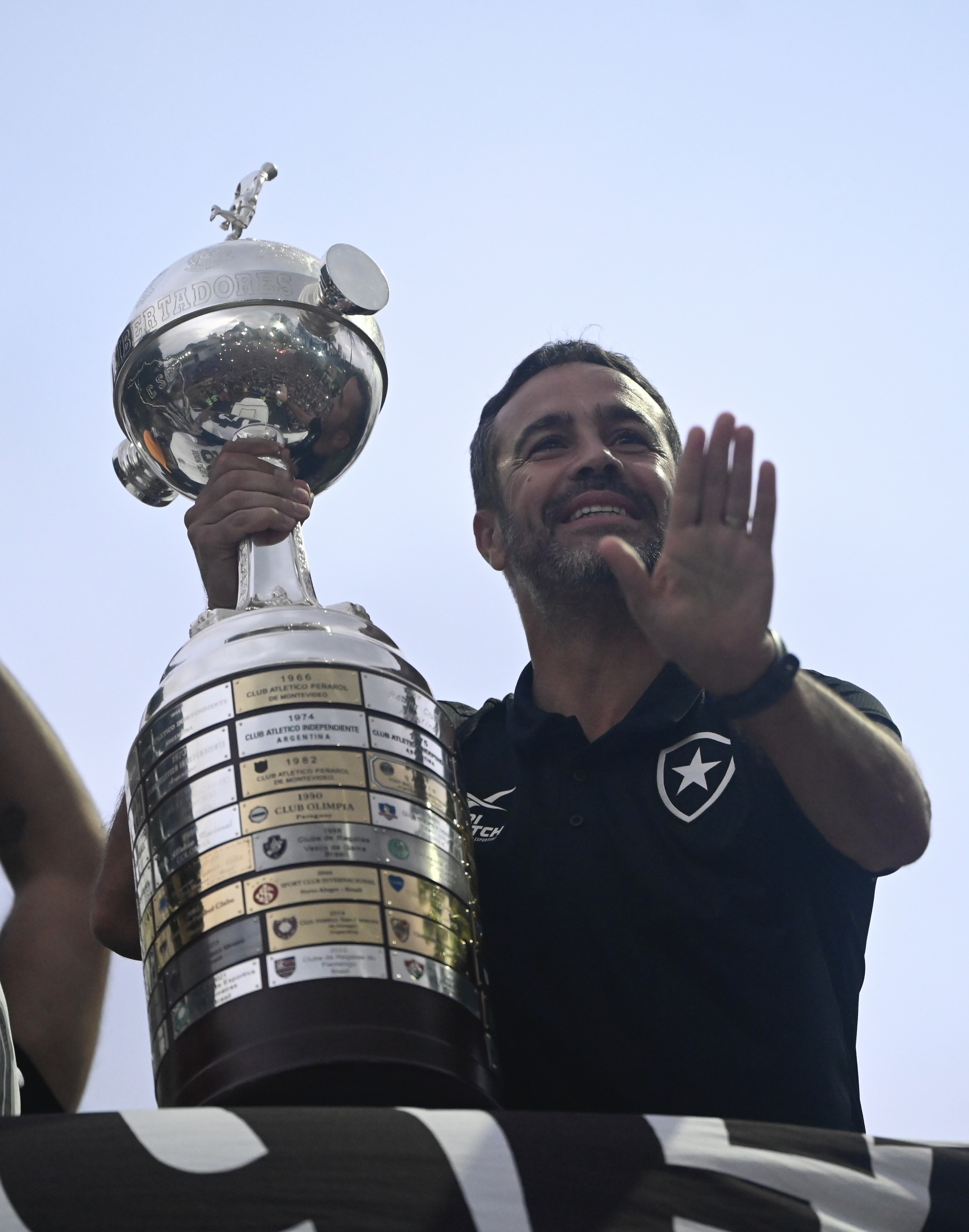 Artur Jorge, do Cruzeiro, reencontra Atlético-MG após título da Libertadores