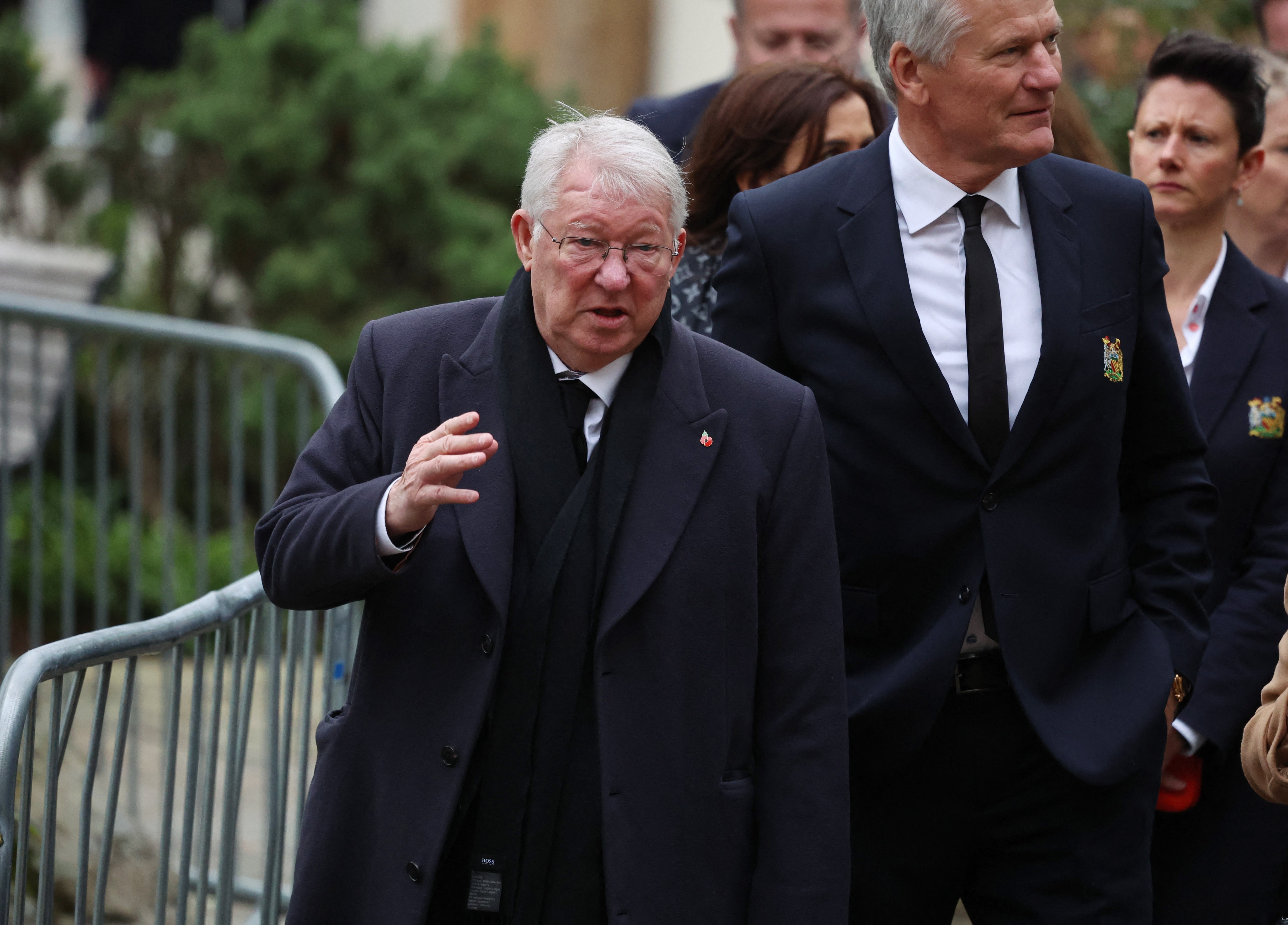 Alex Ferguson é levado ao hospital antes de Manchester United contra o Liverpool