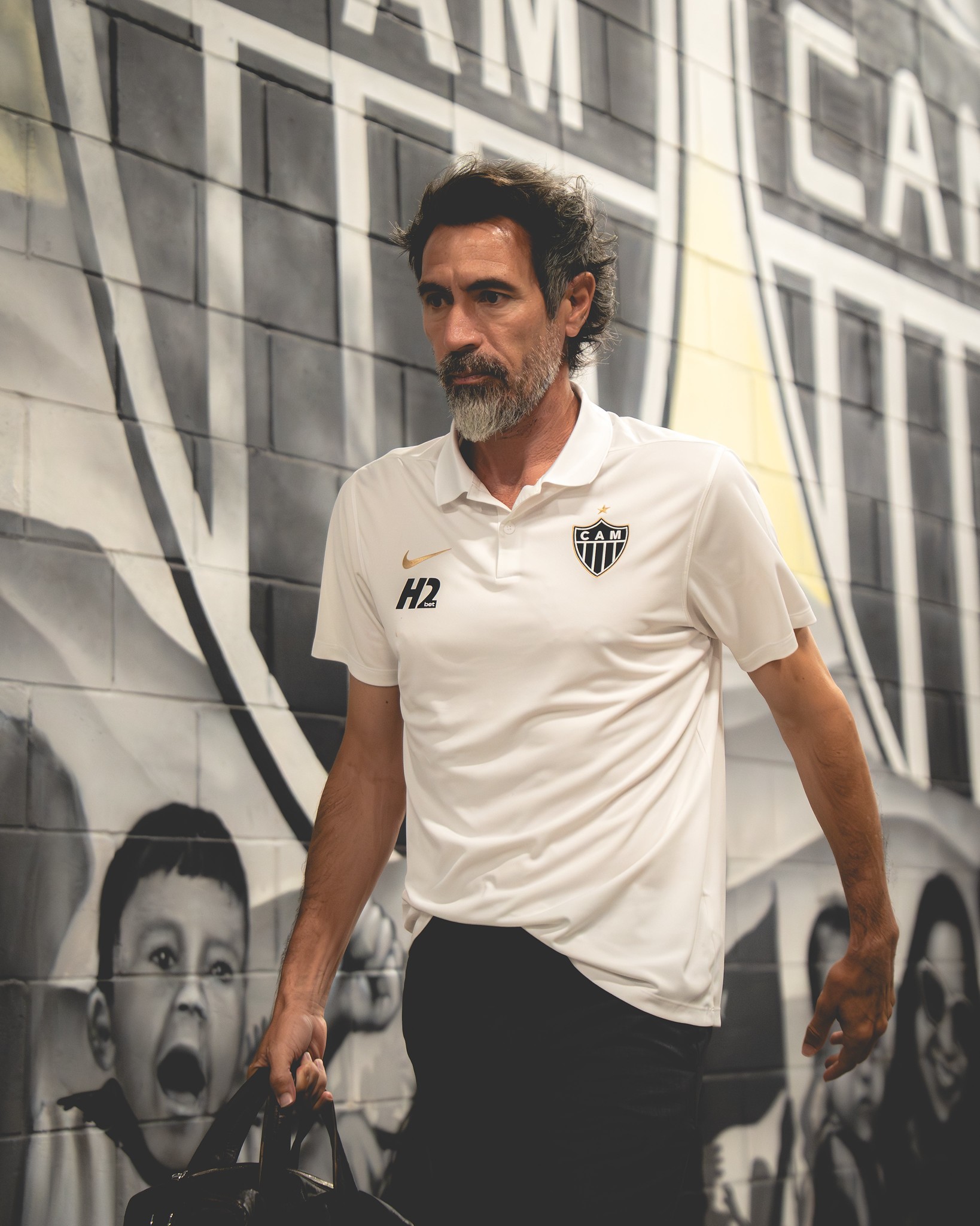 Atlético-MG respira no Brasileirão após bater o Cruzeiro e aponta retomada