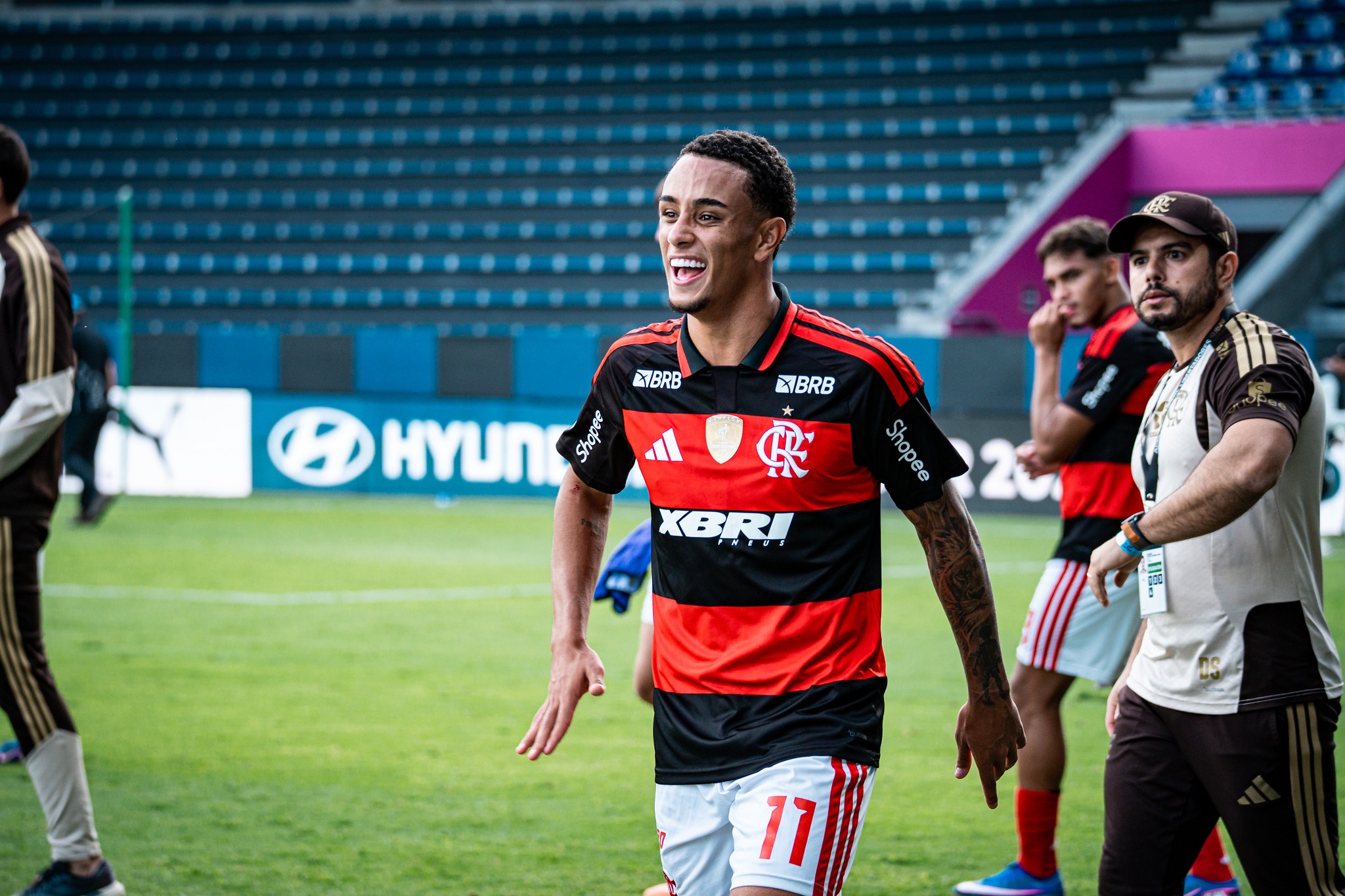 Ryan Roberto entra na mira do Lille, e Flamengo avalia proposta de 10 milhões de euros