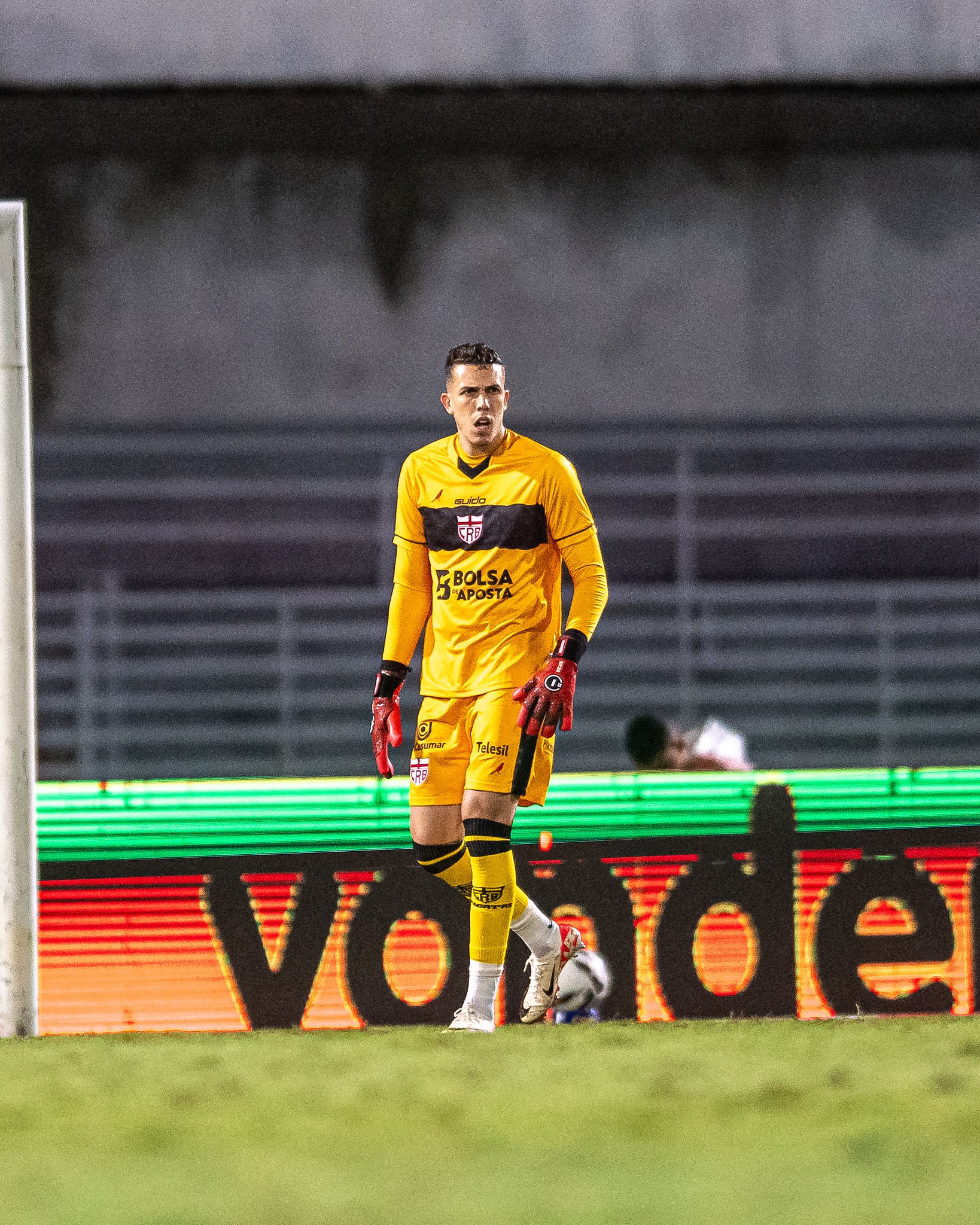 Vitor Caetano ganha espaço no CRB e deve encarar o Fortaleza